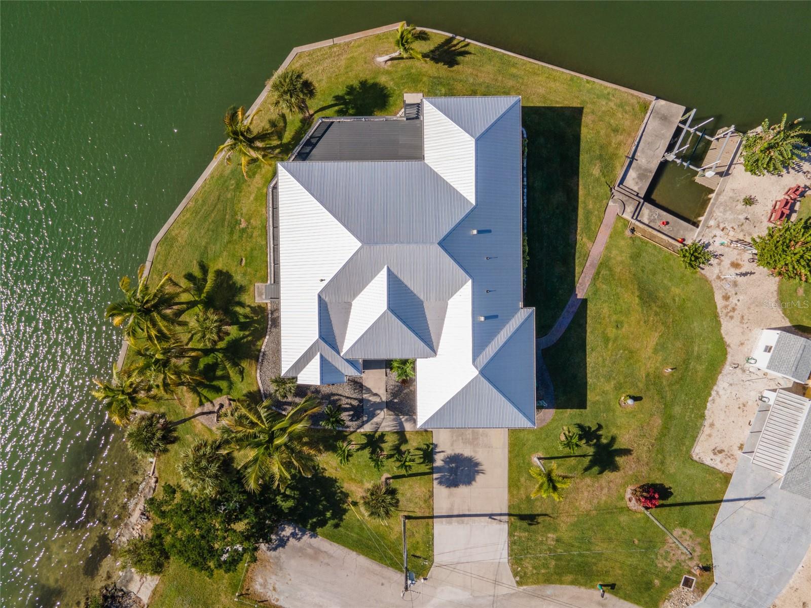 GROVE CITY SHORES - Residential