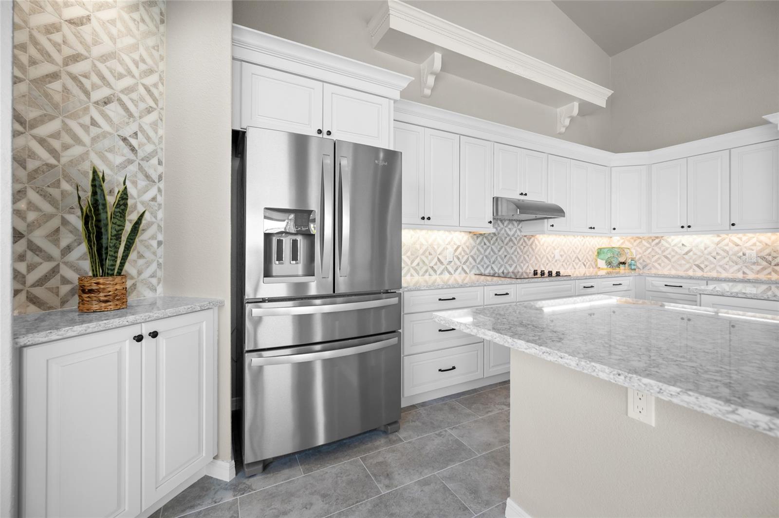 GROVE CITY SHORES - Residential