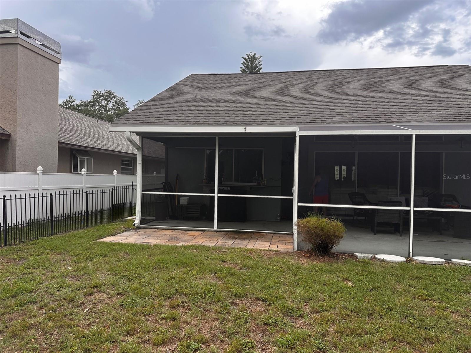 1403 VENTANA DRIVE