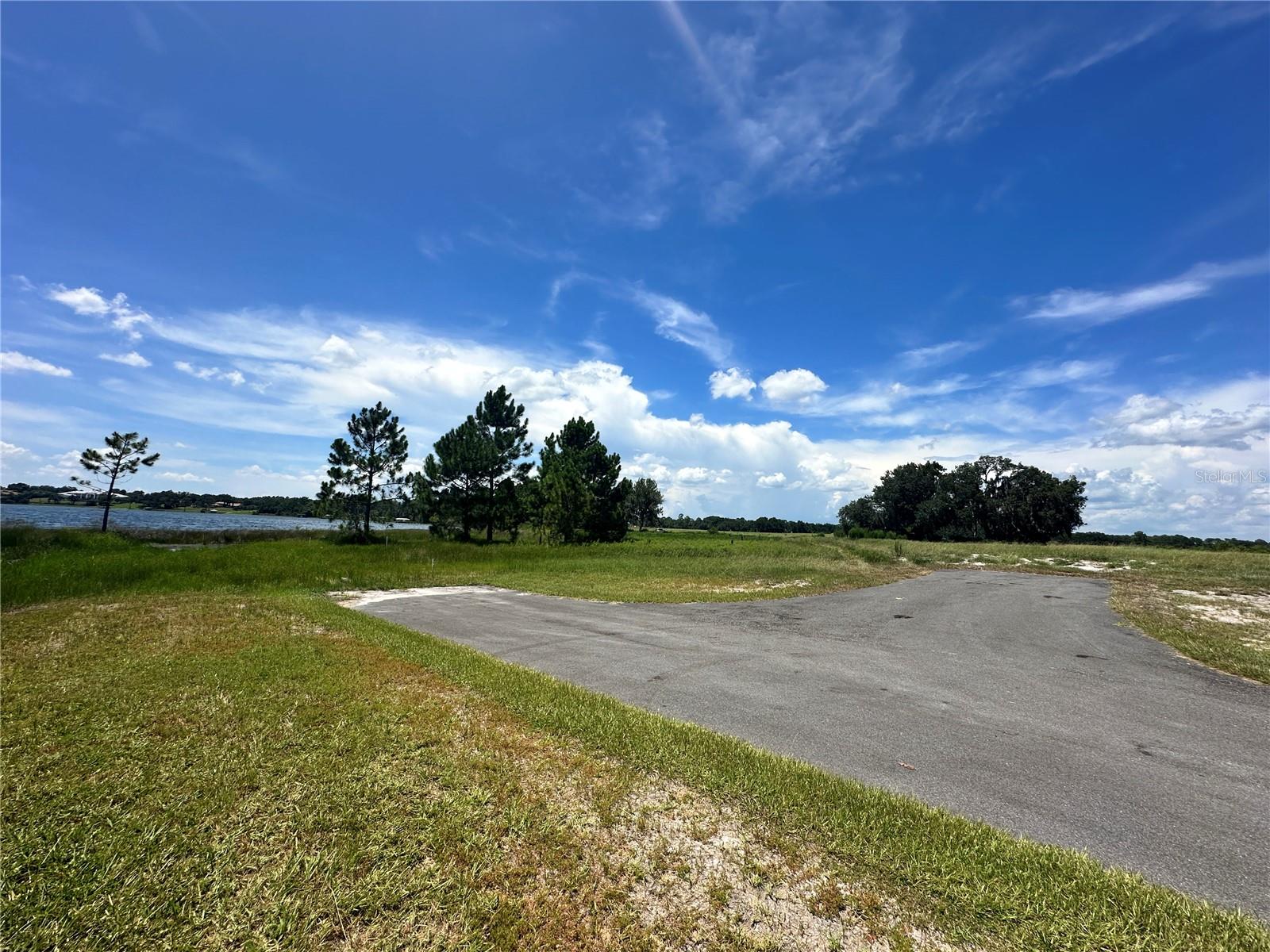 SHORELINE RANCH - Land