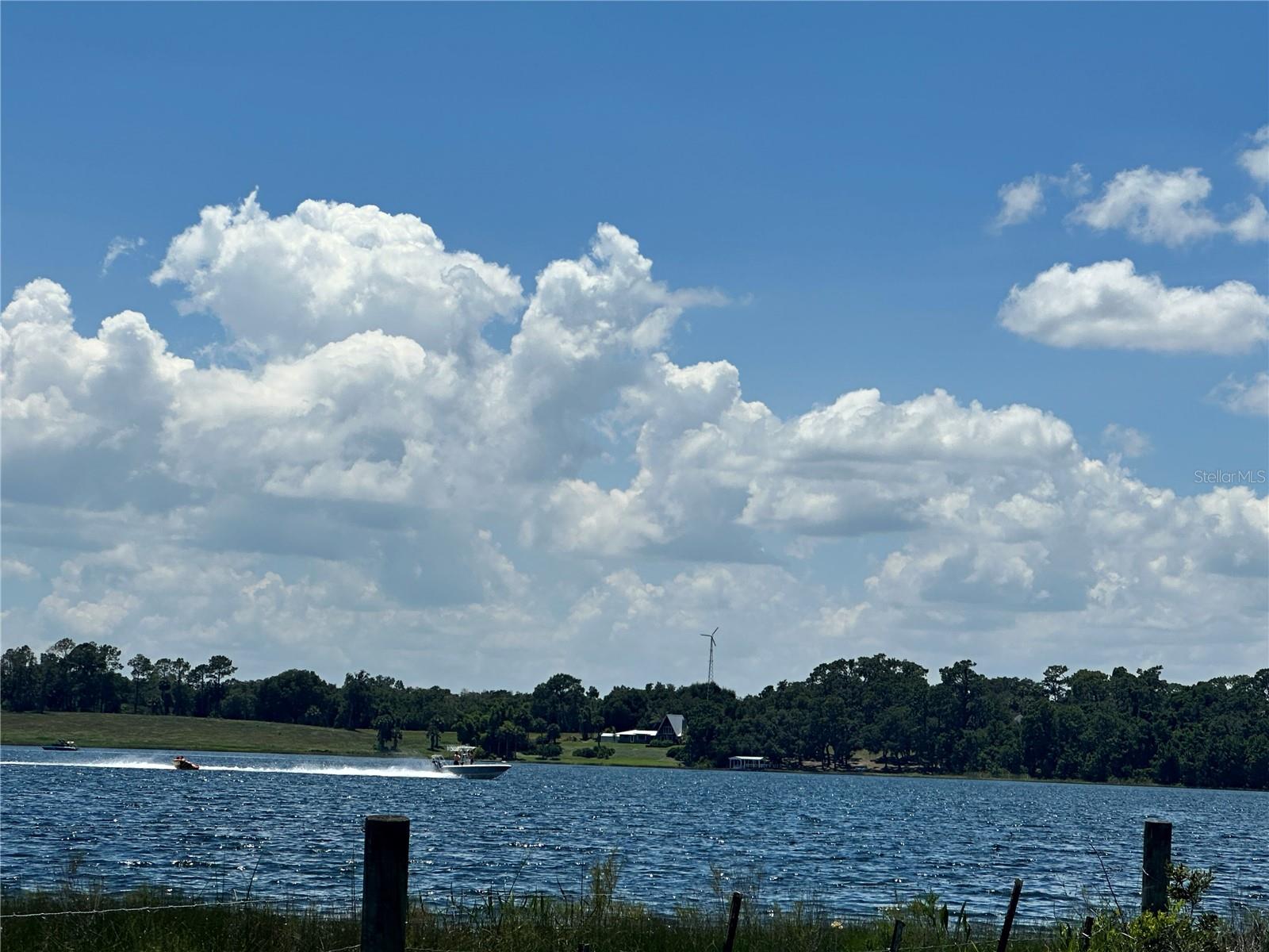 SHORELINE RANCH - Land