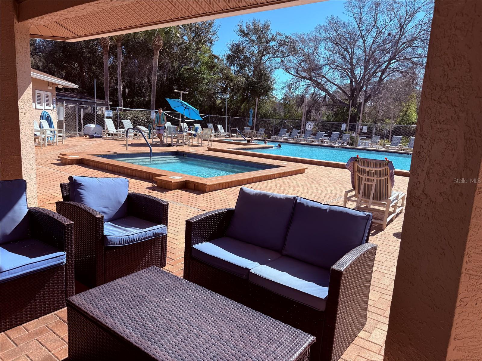 SUNNYBROOK CONDO 09 - Residential