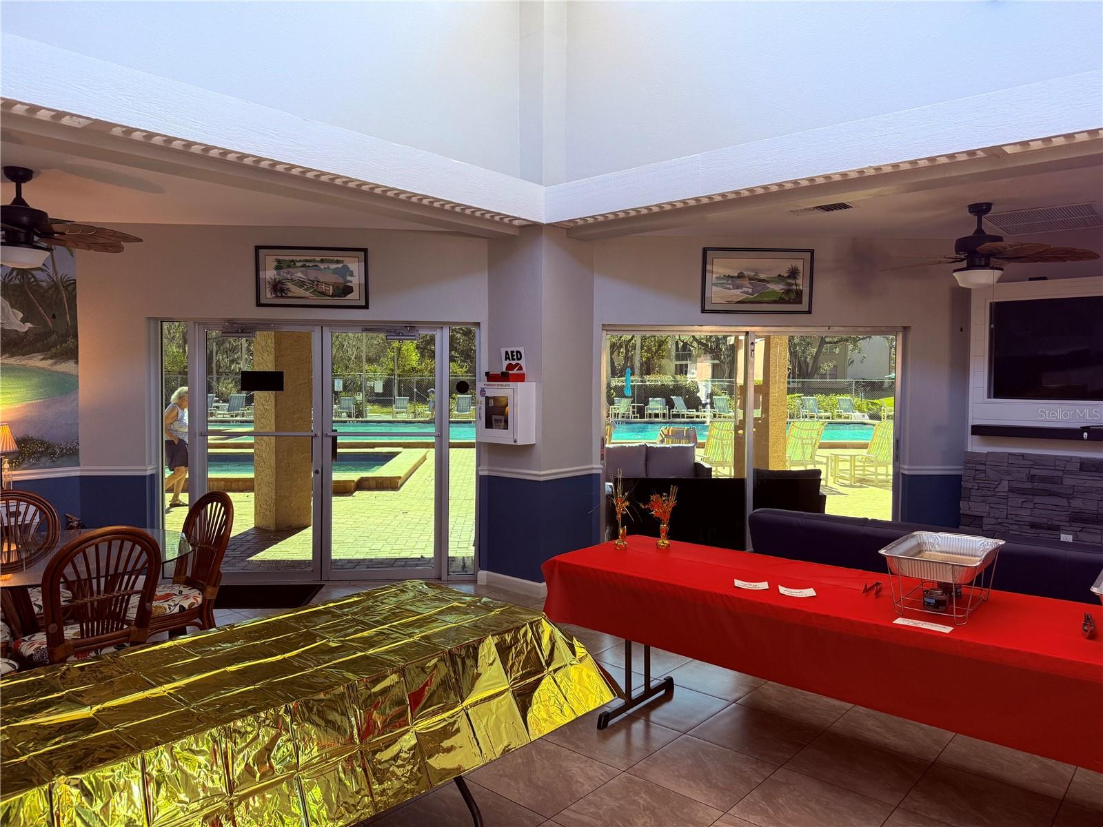 SUNNYBROOK CONDO 09 - Residential