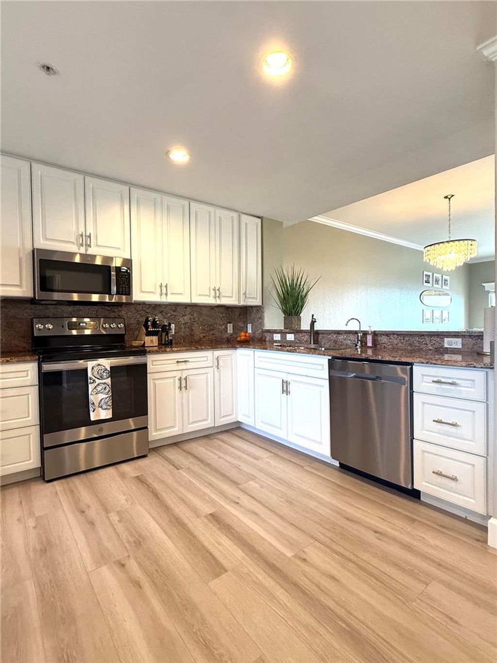 Photo of 423 150th Avenue #1405, Madeira Beach, FL 33708 (MLS # TB8484689)