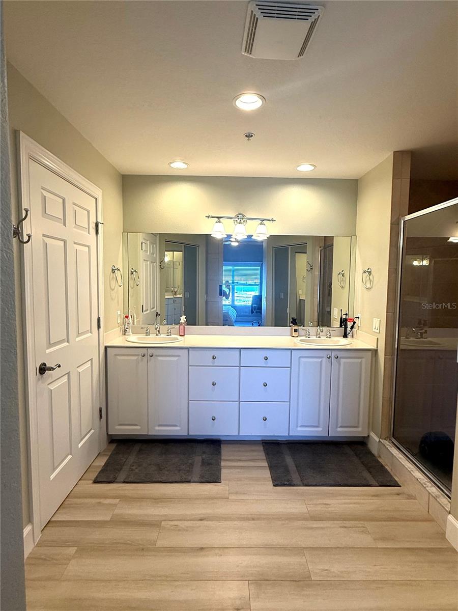 SNUG HARBOUR CONDO - Residential