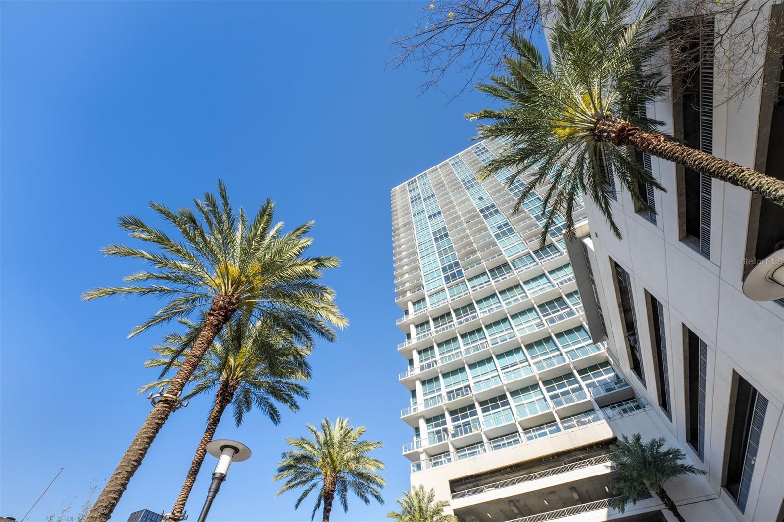VUE AT LAKE EOLA - Residential Lease