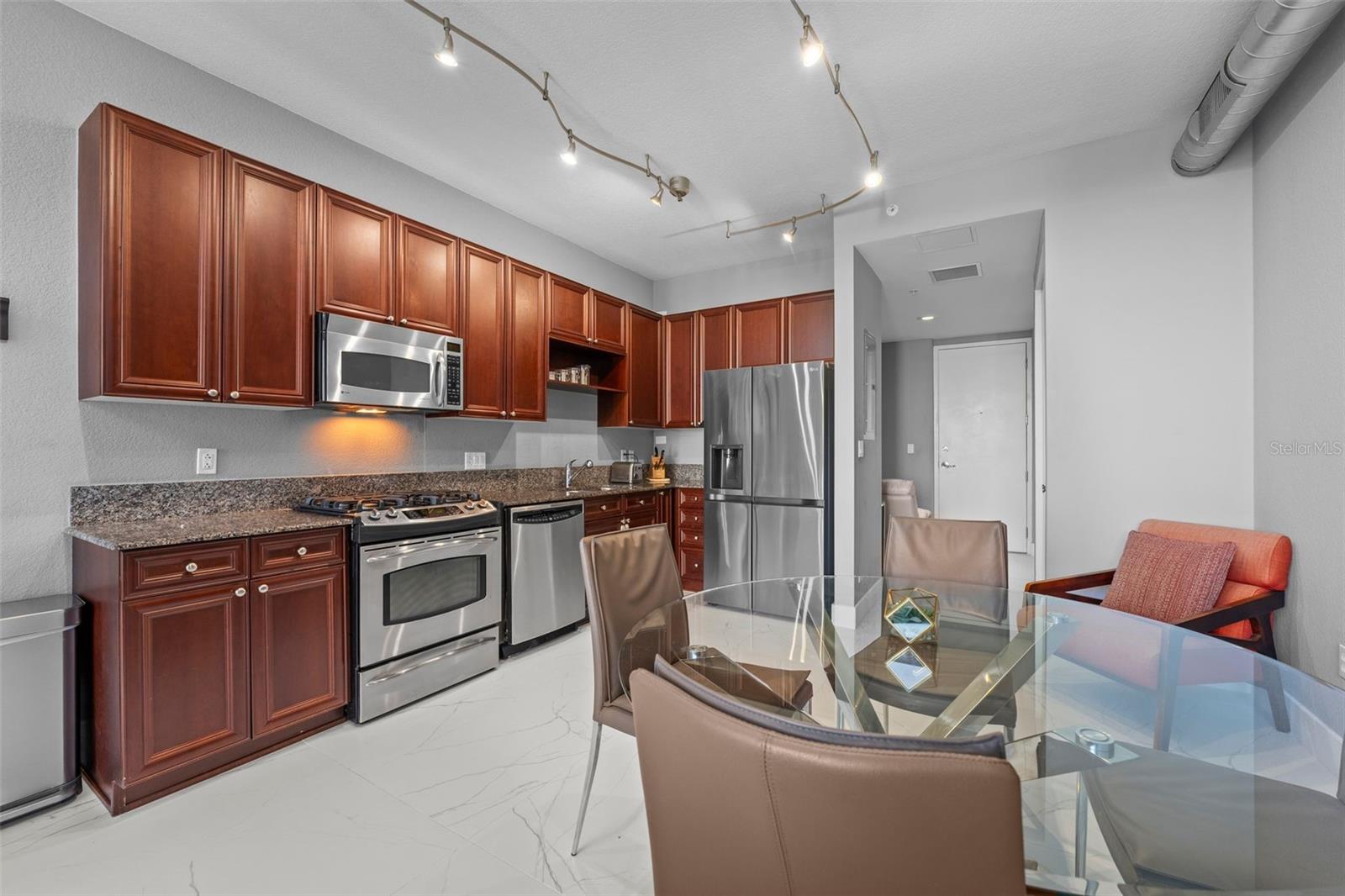 VUE AT LAKE EOLA - Residential Lease