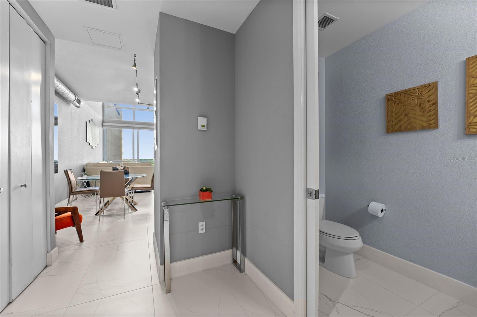 VUE AT LAKE EOLA - Residential Lease