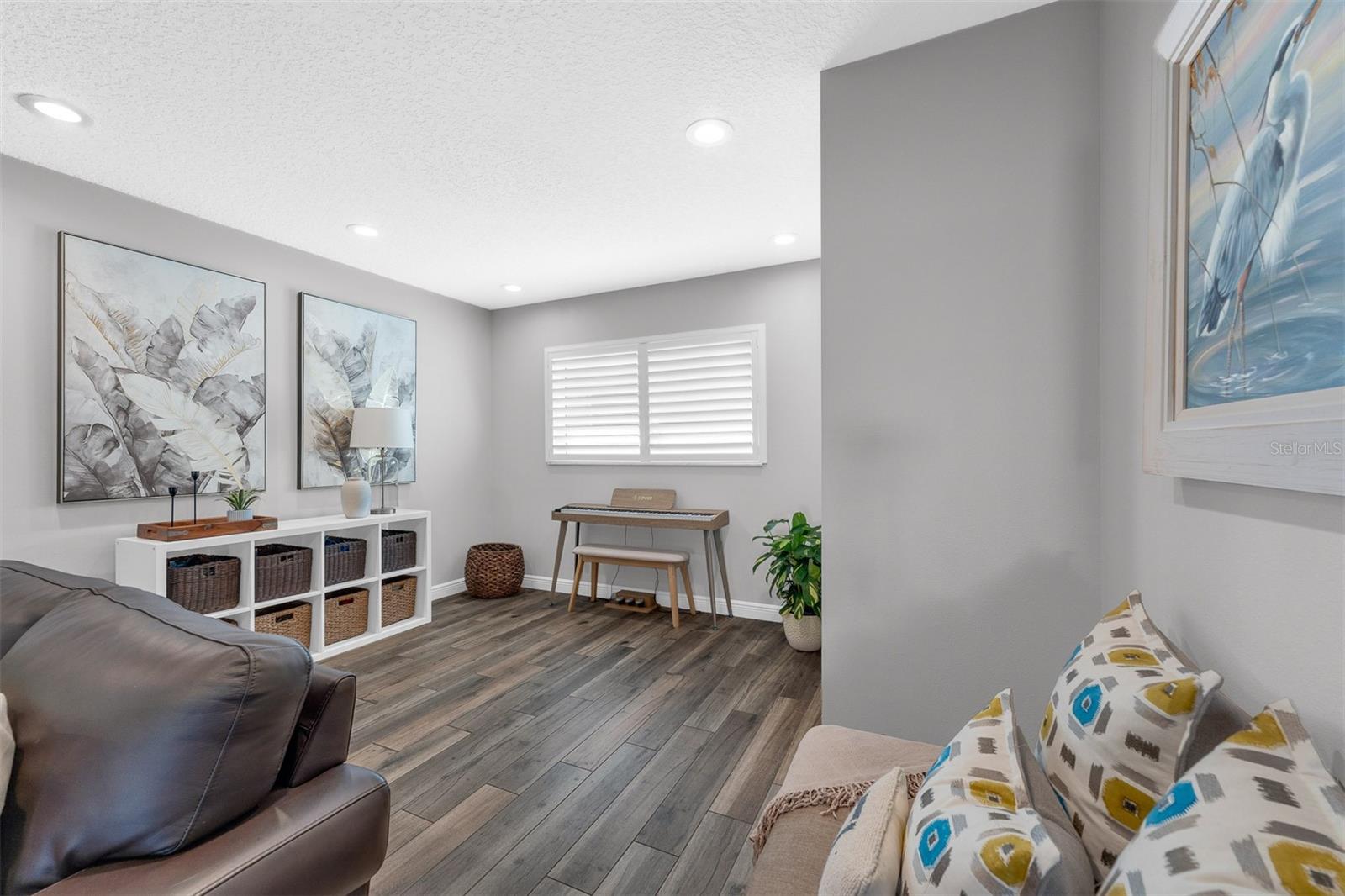 MERCERDEES GROVE - Residential