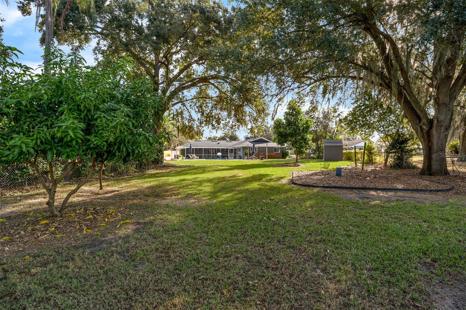 MERCERDEES GROVE - Residential