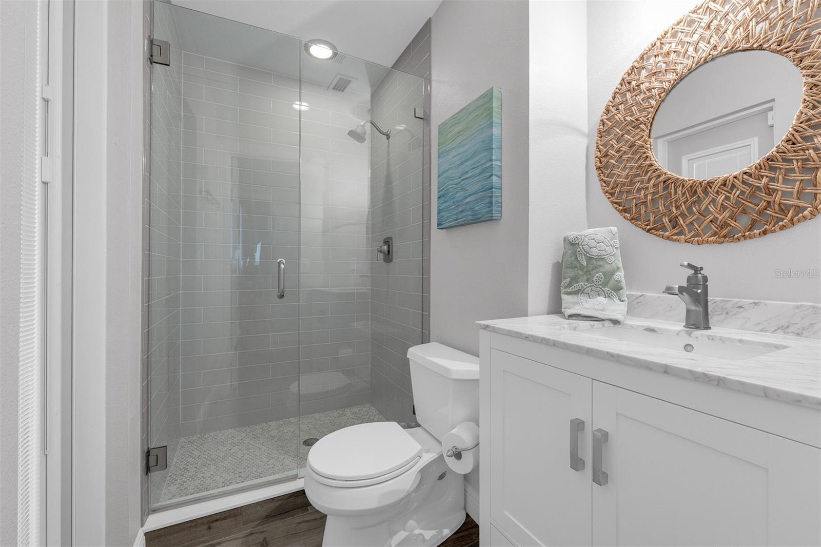 MERCERDEES GROVE - Residential