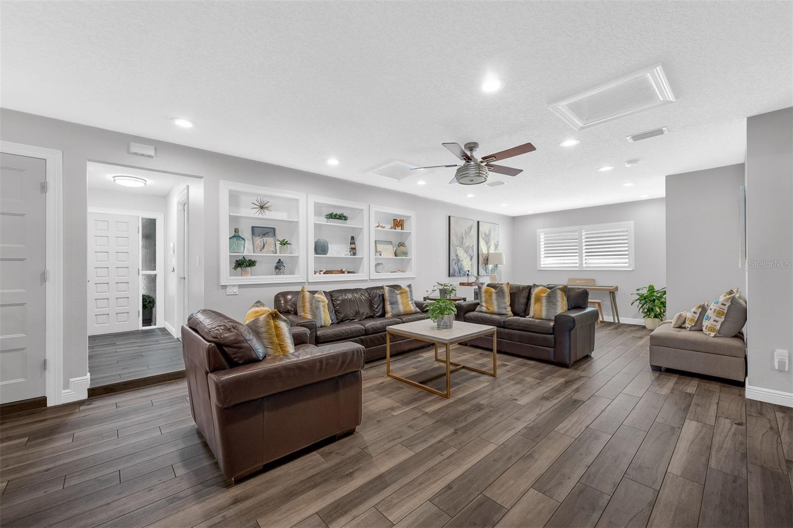 MERCERDEES GROVE - Residential