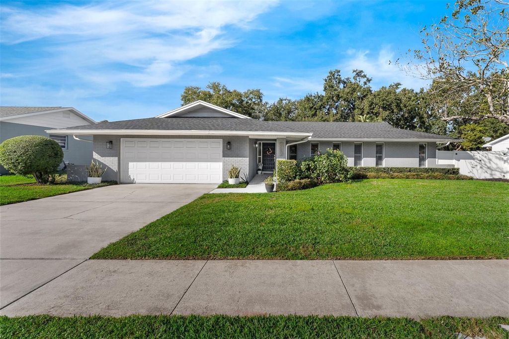 Photo of 4512 Crichton Lane, Orlando, FL 32806 (MLS # R4910357)