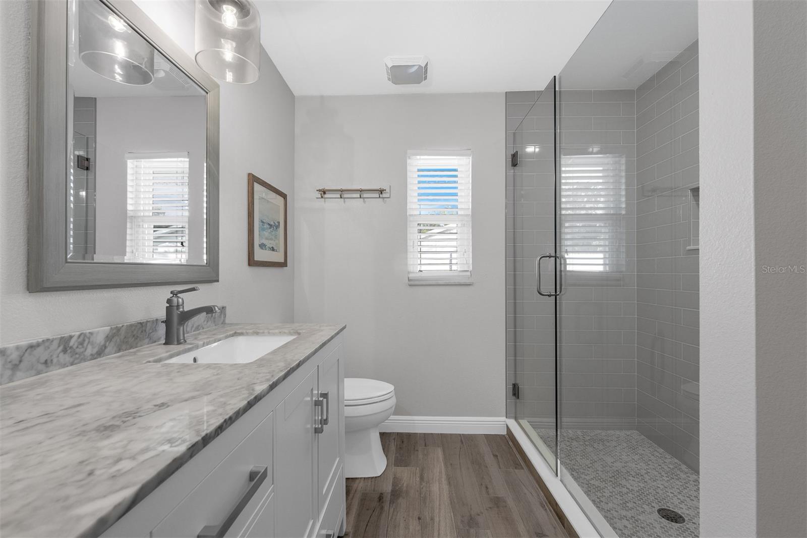 MERCERDEES GROVE - Residential