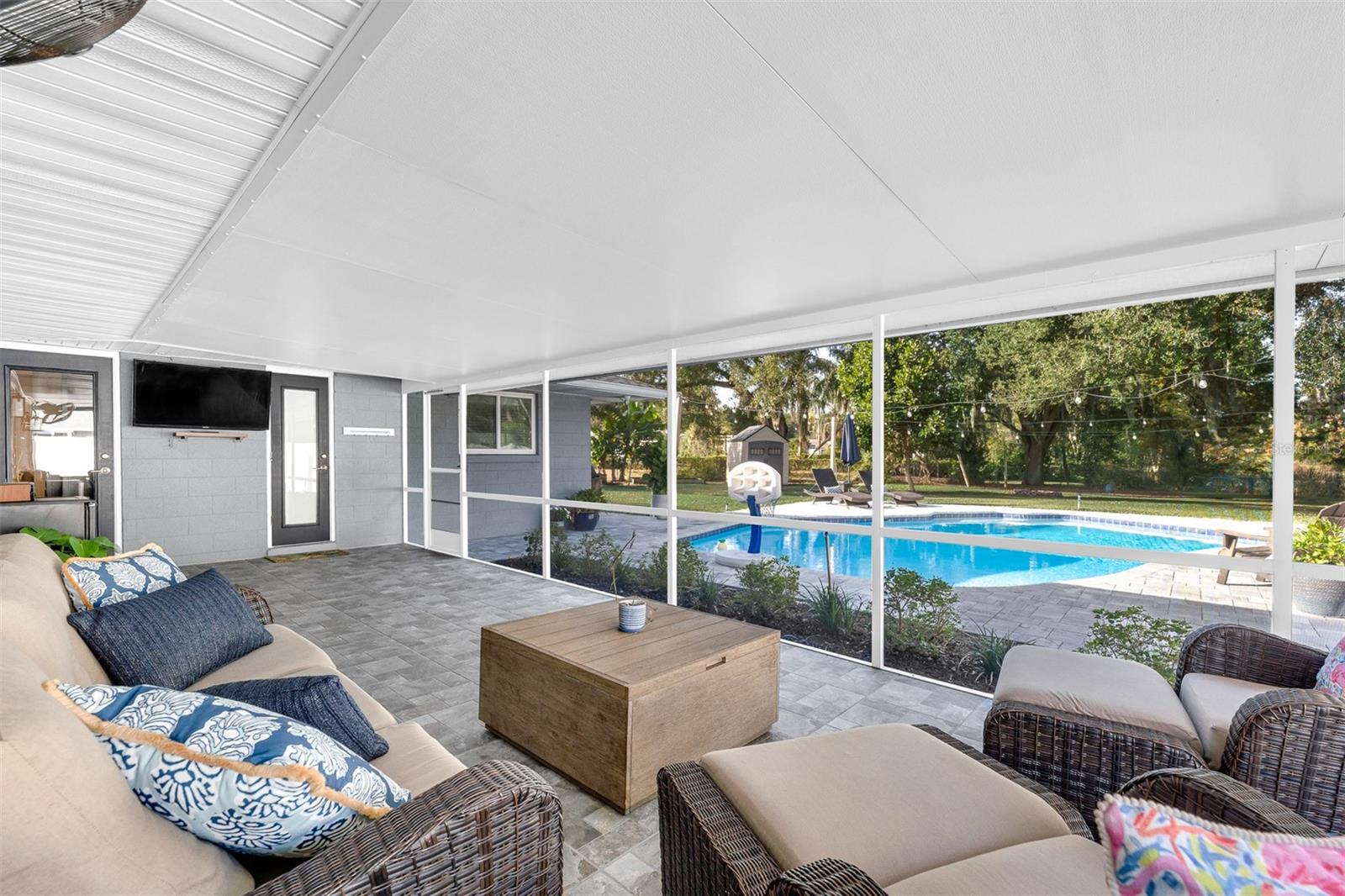 MERCERDEES GROVE - Residential