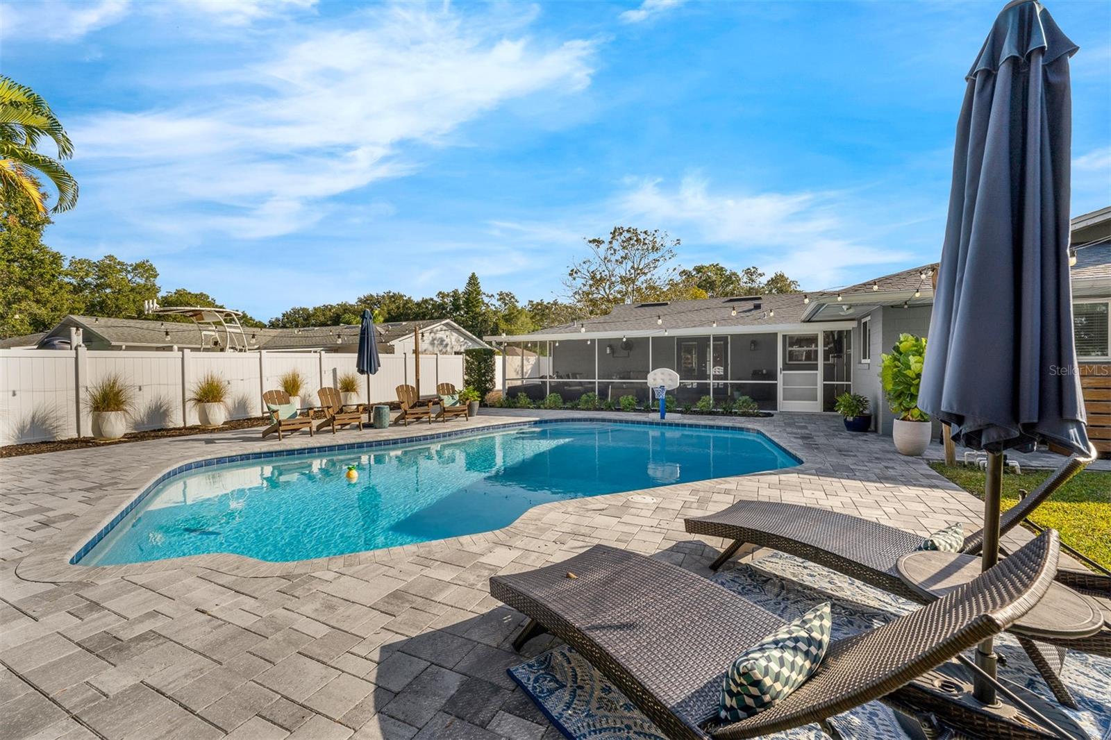 MERCERDEES GROVE - Residential