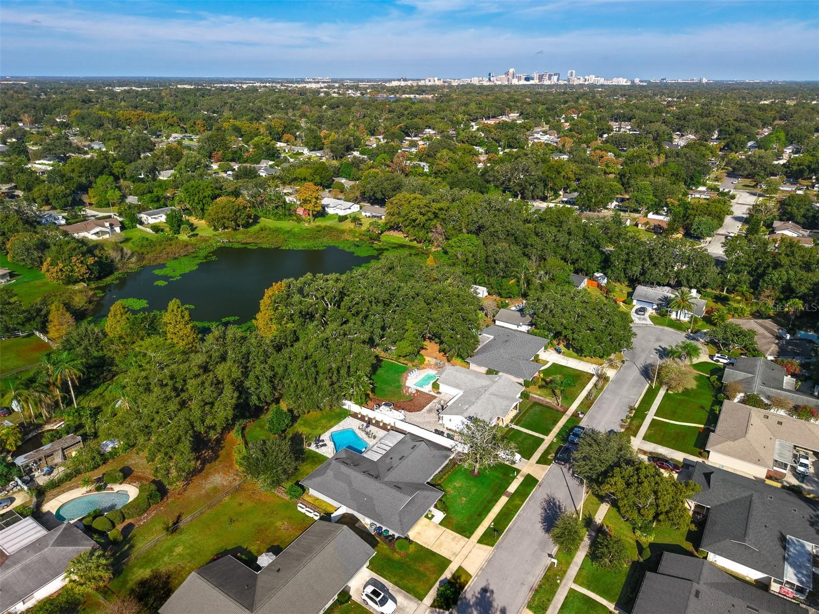 MERCERDEES GROVE - Residential