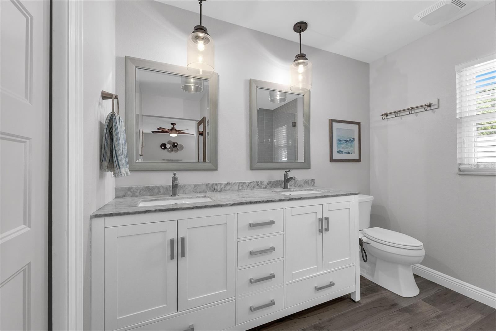 MERCERDEES GROVE - Residential