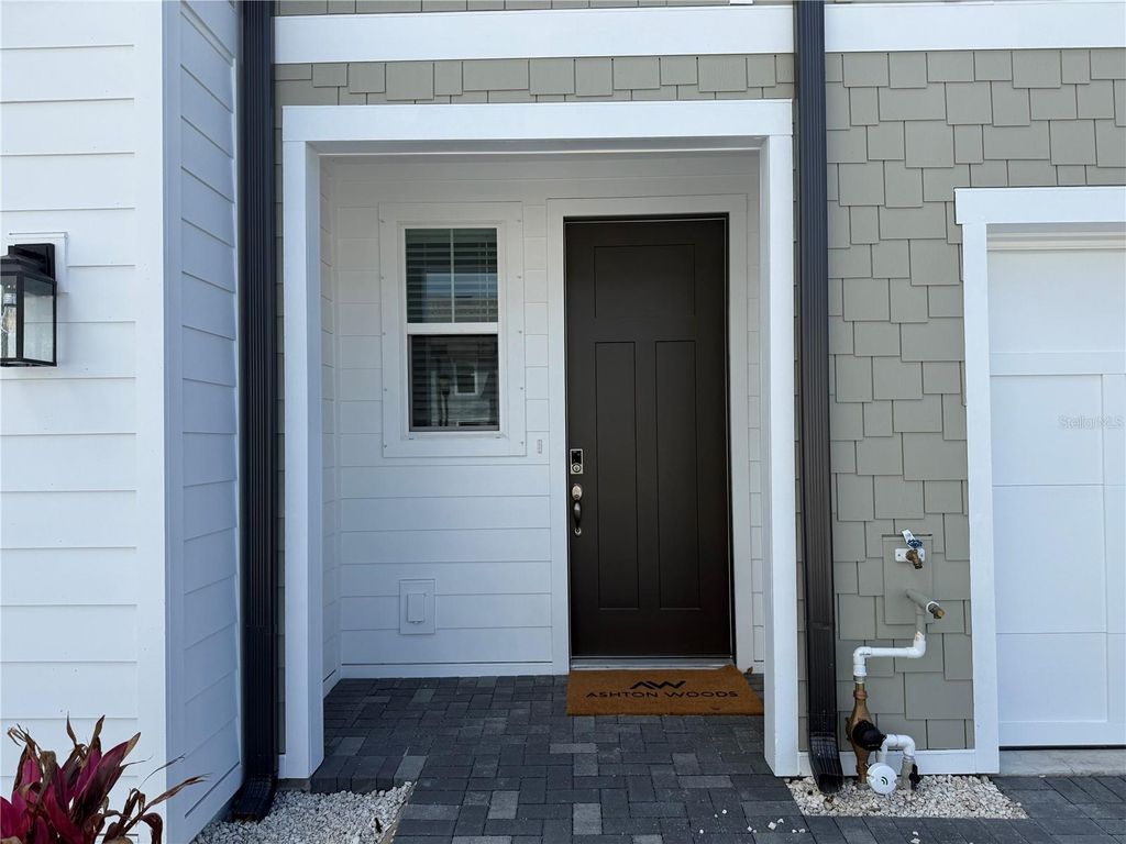 Photo of 7650 Deer Valley Cir, Tampa, FL 33635 (MLS # TB8439034)