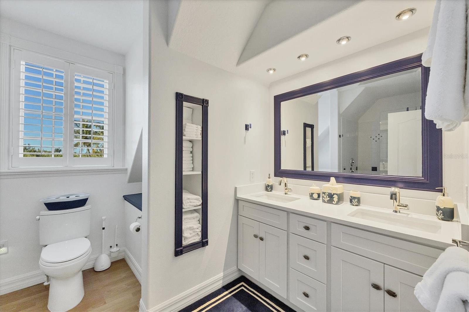 HIDDEN COVE ESTATES A - Residential