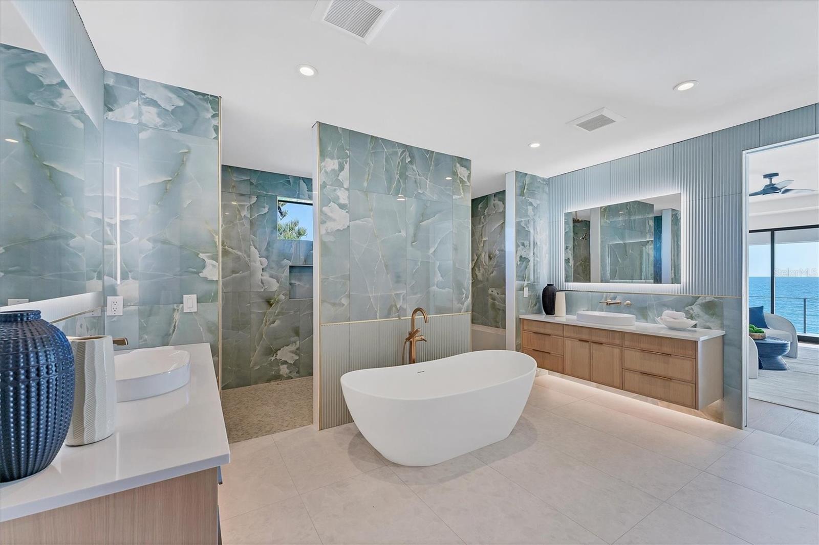 CASEY KEY - Residential