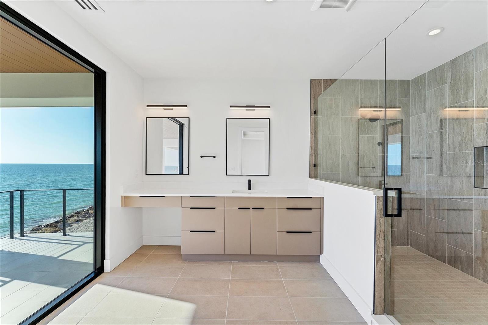 CASEY KEY - Residential
