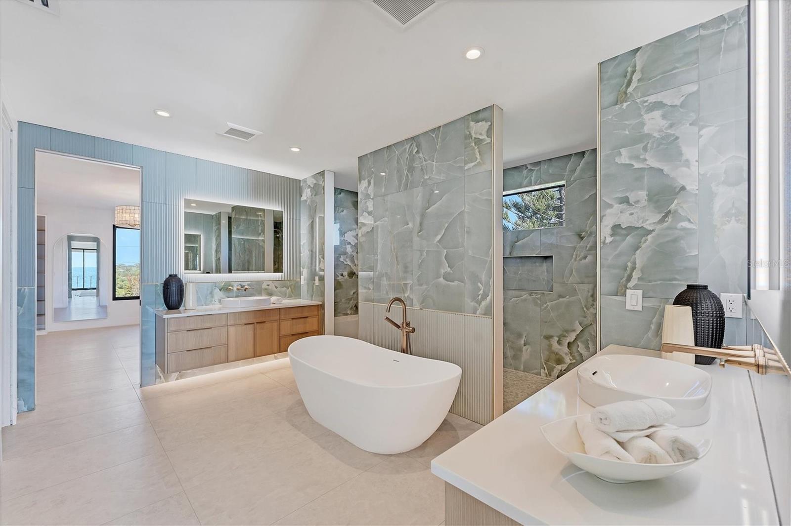 CASEY KEY - Residential