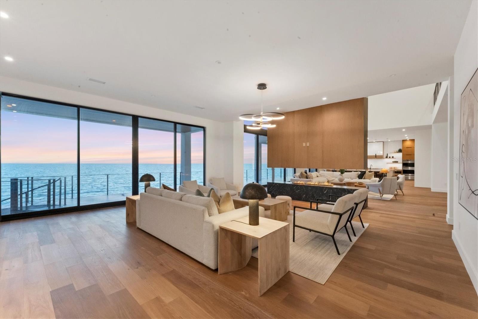 CASEY KEY - Residential