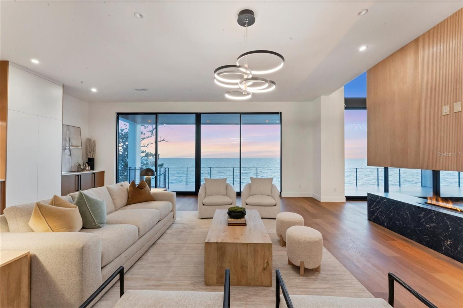 CASEY KEY - Residential