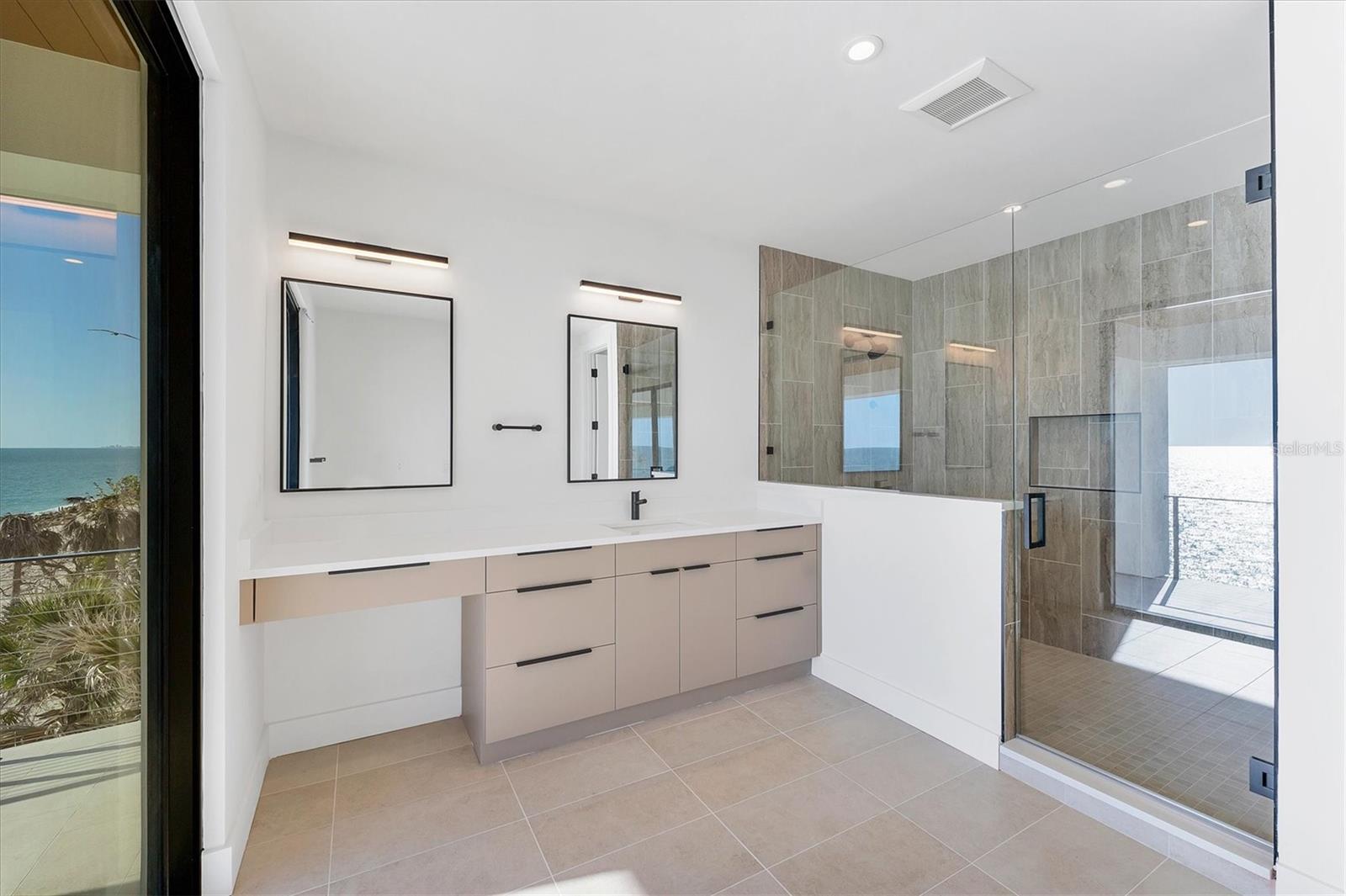 CASEY KEY - Residential