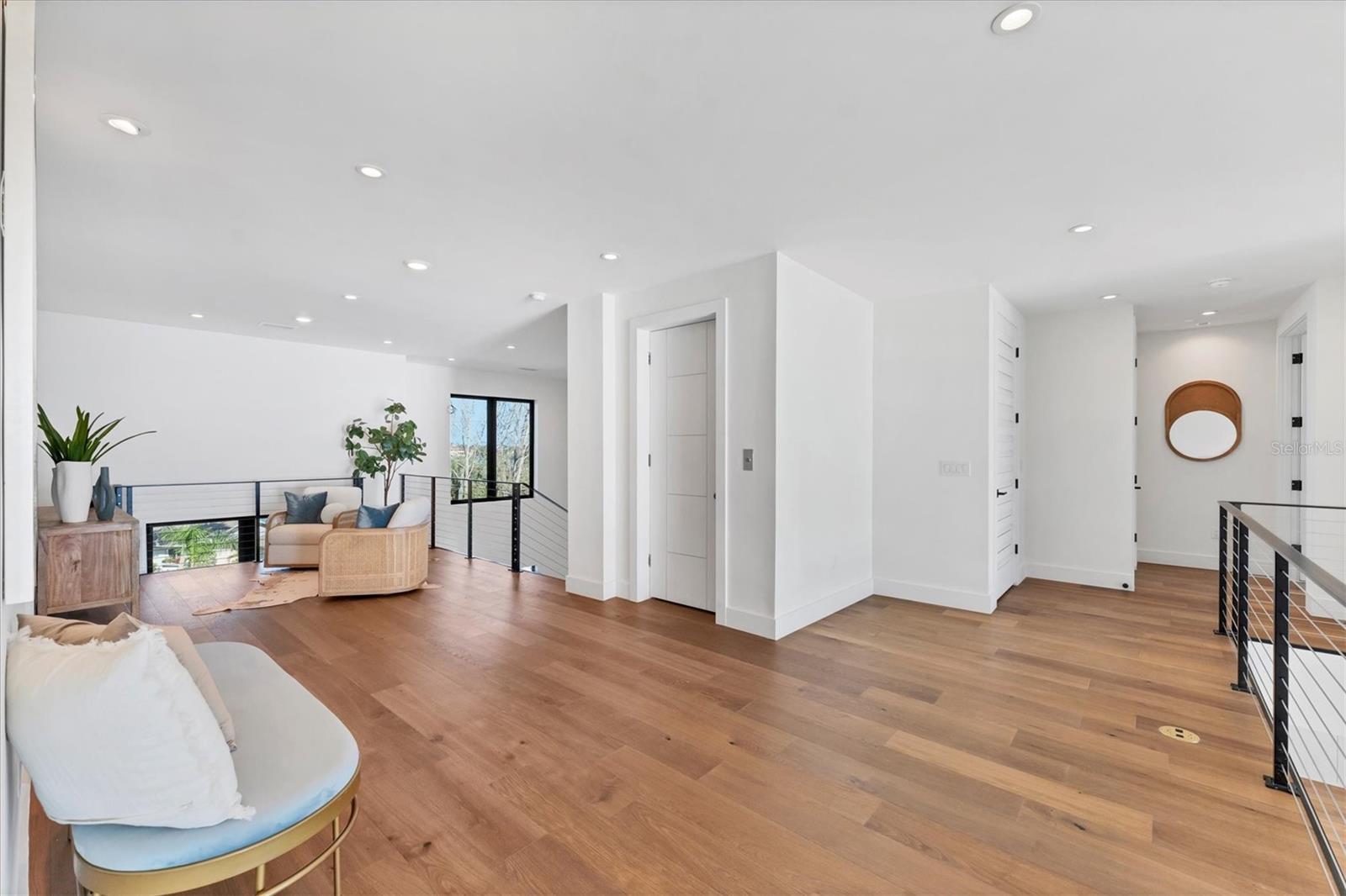 CASEY KEY - Residential