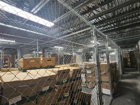 Tiny photo for 711 N 3rd St, Leesburg, FL 34748 (MLS # O6329154)