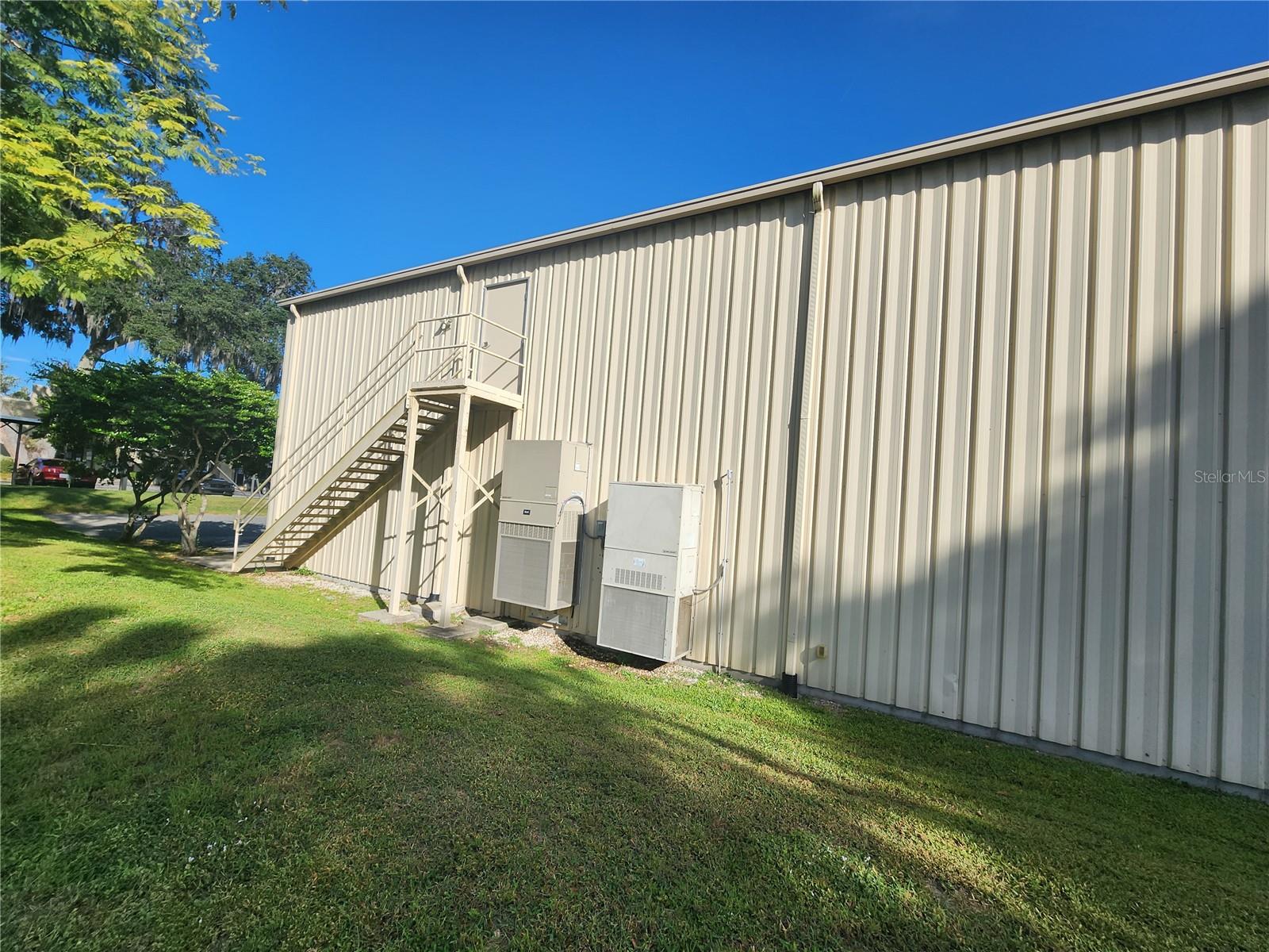 LEESBURG N C LEE ESTATE - Commercial Sale
