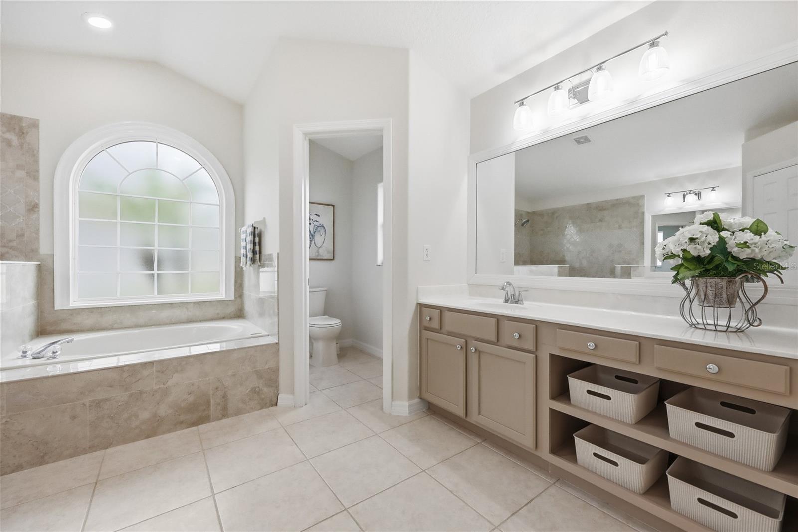 GREATER PINES PH 08 LT 802 - Residential