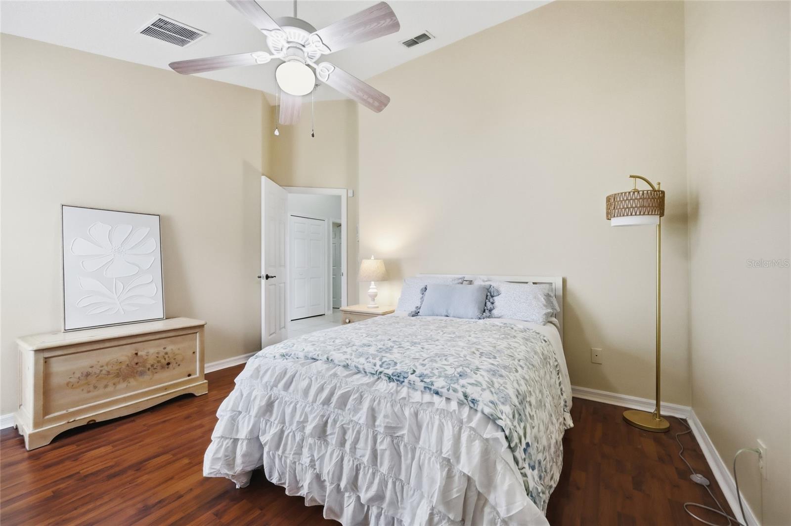 GREATER PINES PH 08 LT 802 - Residential