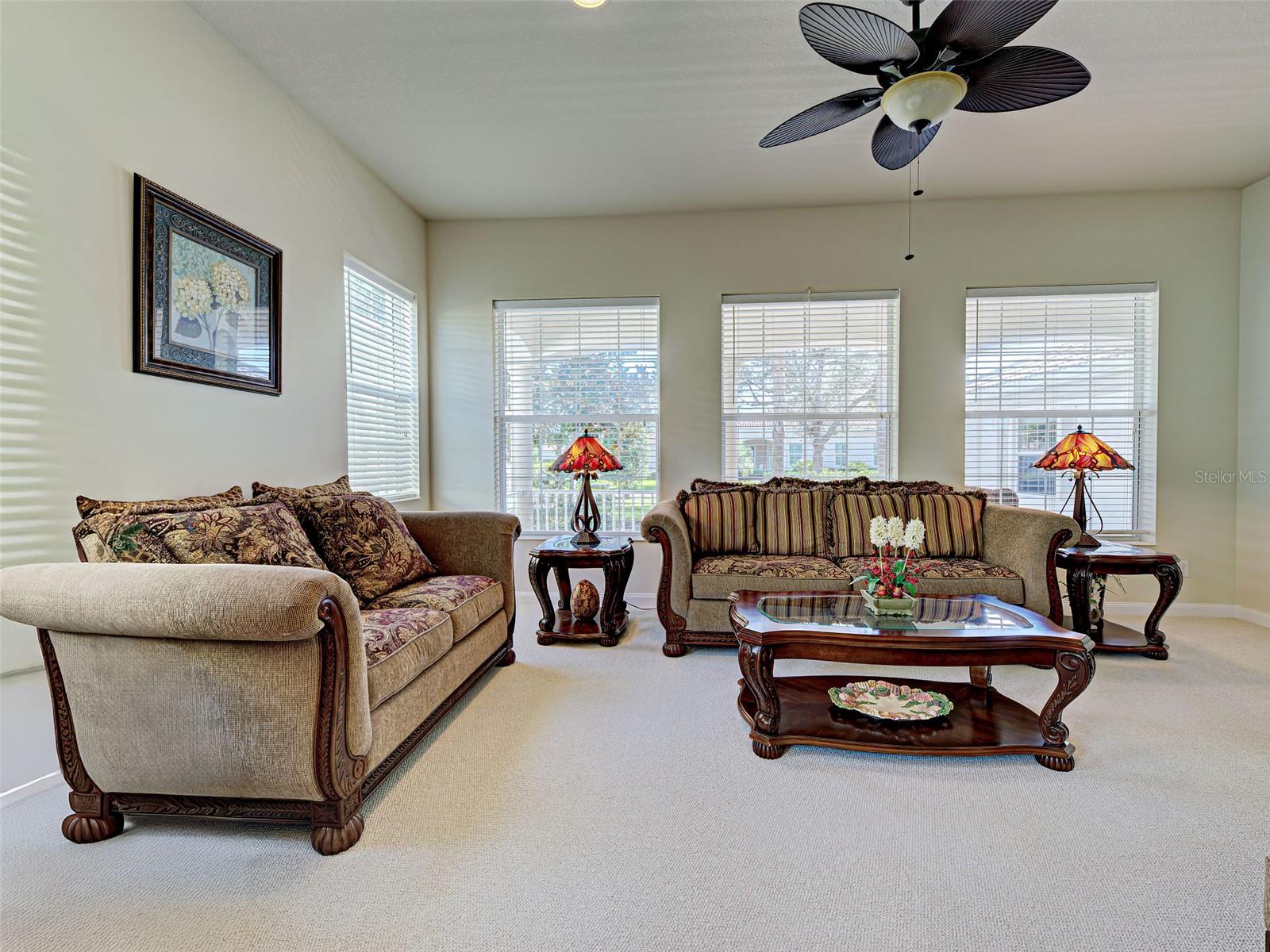 ISLANDWALK/WEST VILLAGE PH 1C - Residential