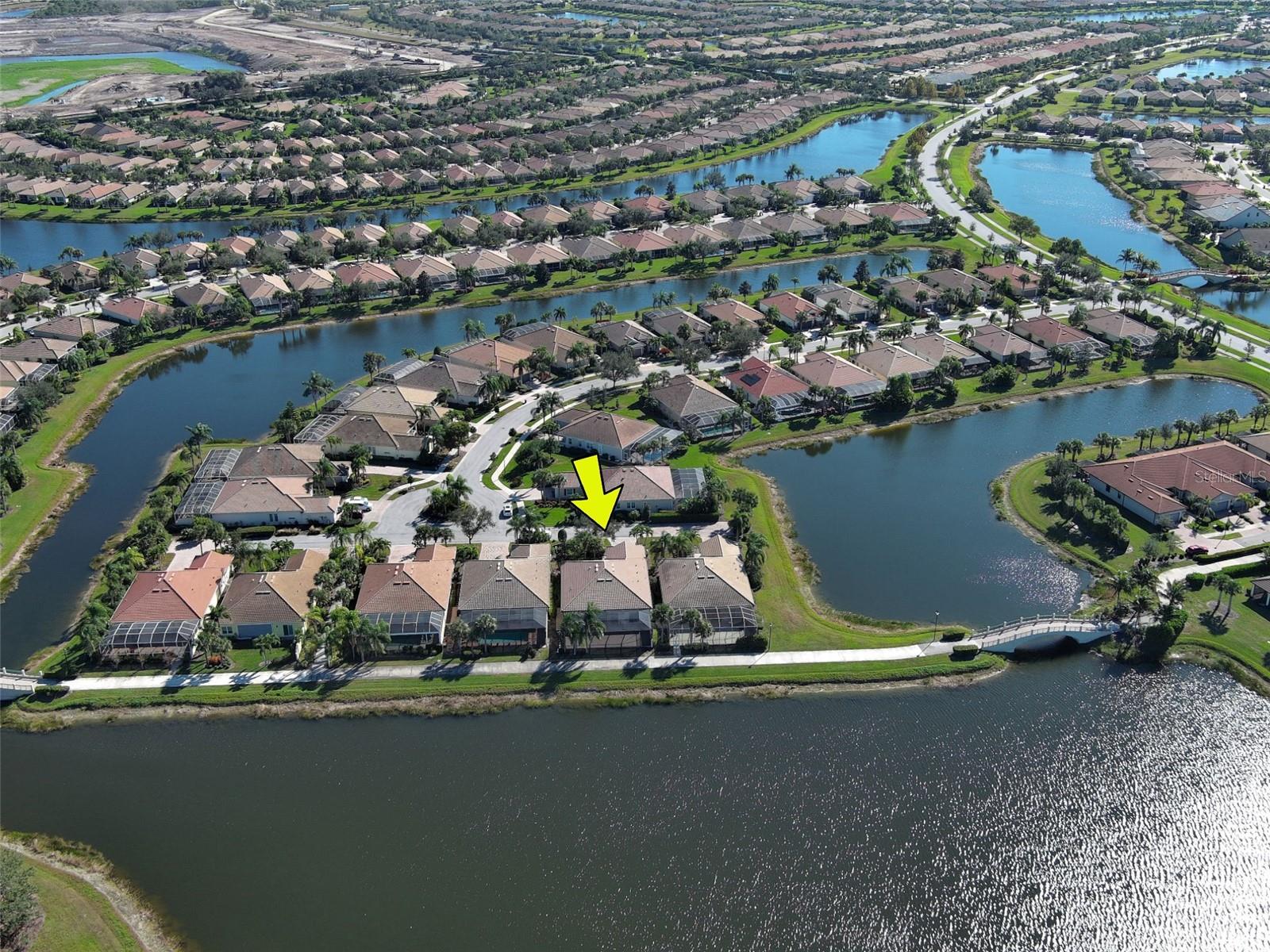 ISLANDWALK/WEST VILLAGE PH 1C - Residential