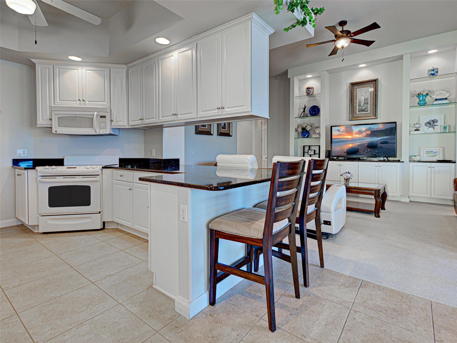 ISLANDWALK/WEST VILLAGE PH 1C - Residential