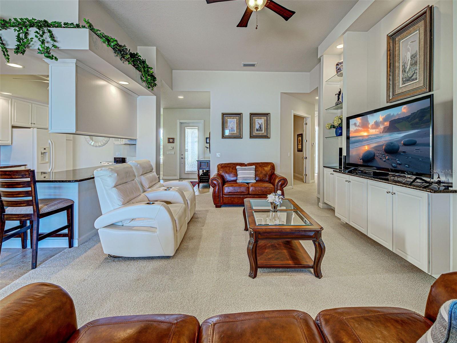 ISLANDWALK/WEST VILLAGE PH 1C - Residential