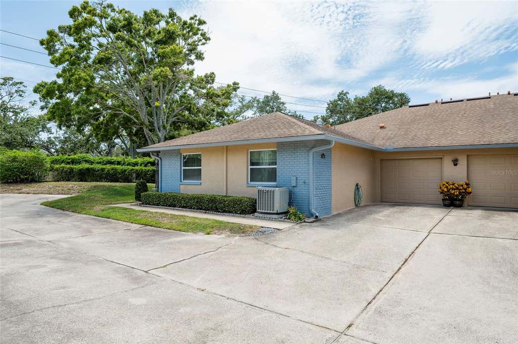 Photo of 1245 Sutherland Court #1452, Dunedin, FL 34698 (MLS # TB8539915)