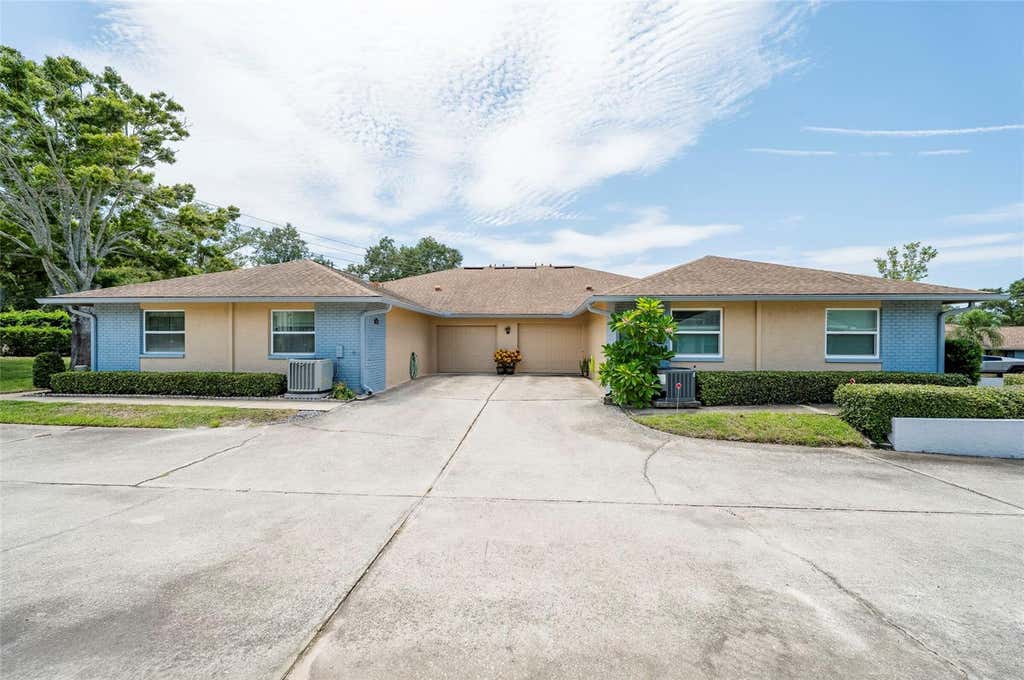 Photo of 1245 Sutherland Court #1452, Dunedin, FL 34698 (MLS # TB8539915)