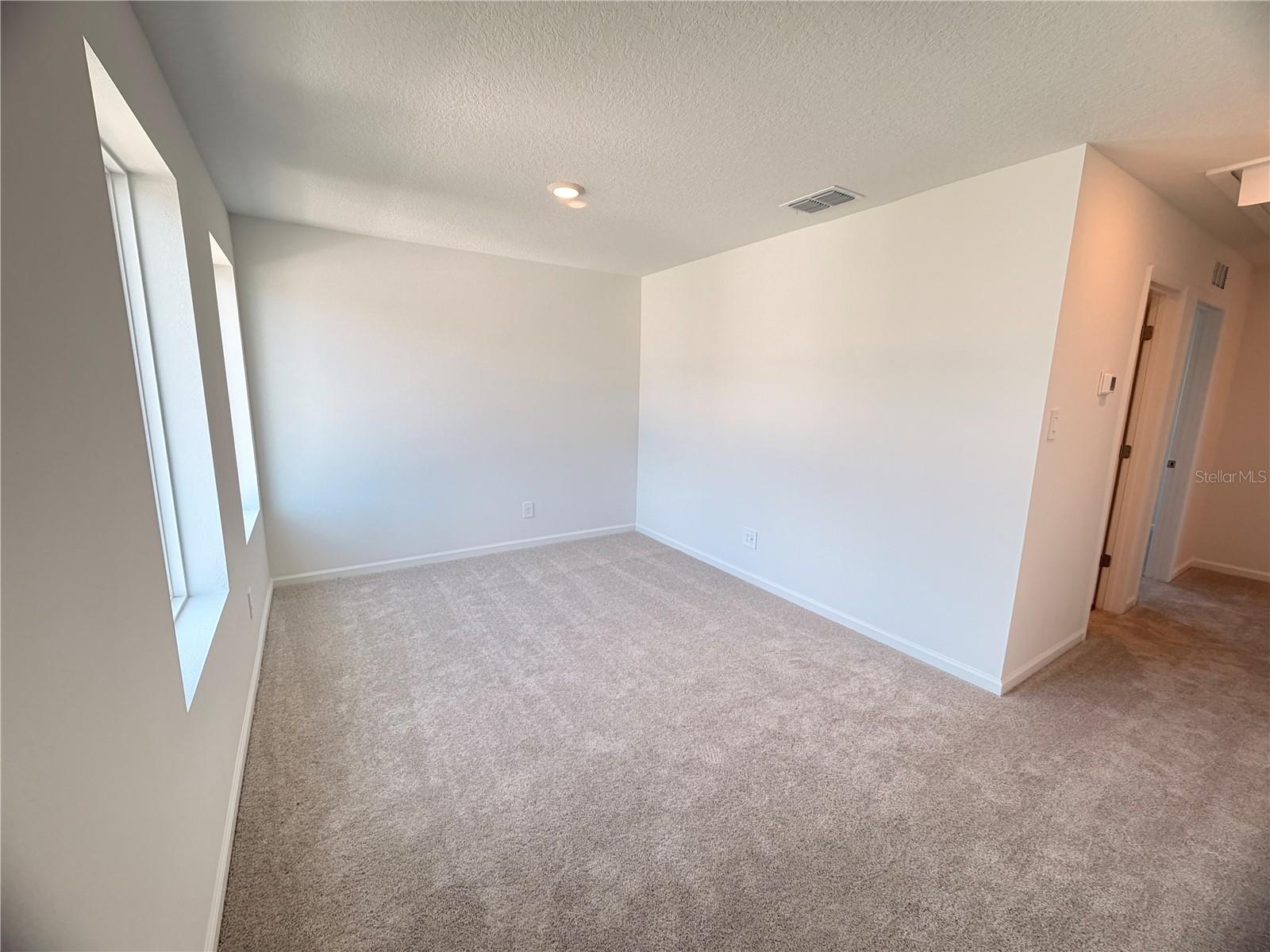 WESTVIEW POD B NBRHD 4 - Residential Lease
