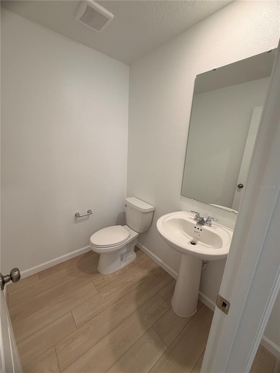 WESTVIEW POD B NBRHD 4 - Residential Lease