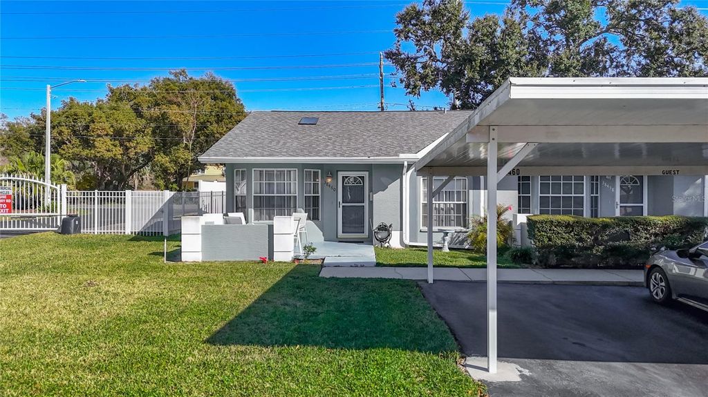 Photo of 38460 Cottonwood Place #38460, Zephyrhills, FL 33542 (MLS # L4958957)