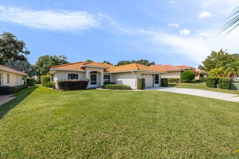 Photo of 106 Morning Glory Circle, Winter Haven, FL 33884 (MLS # TB8444099)