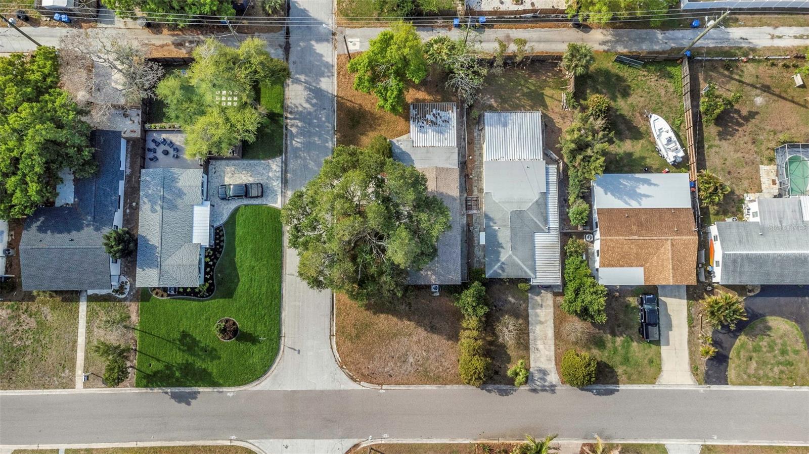 COLONIAL PARKS SUB - Residential