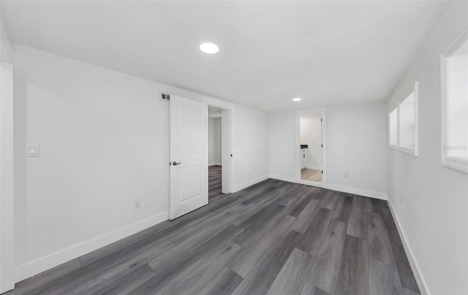 COLONIAL PARKS SUB - Residential