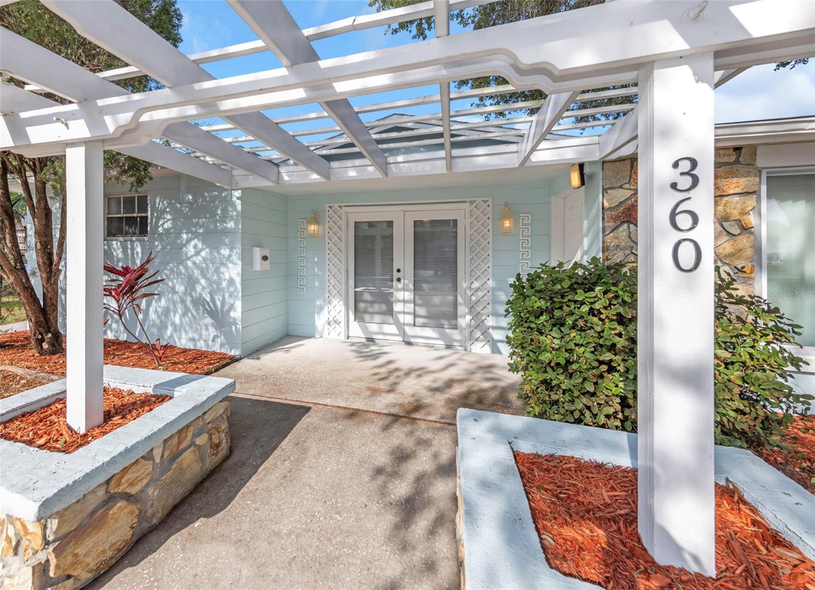 COLONIAL PARKS SUB - Residential