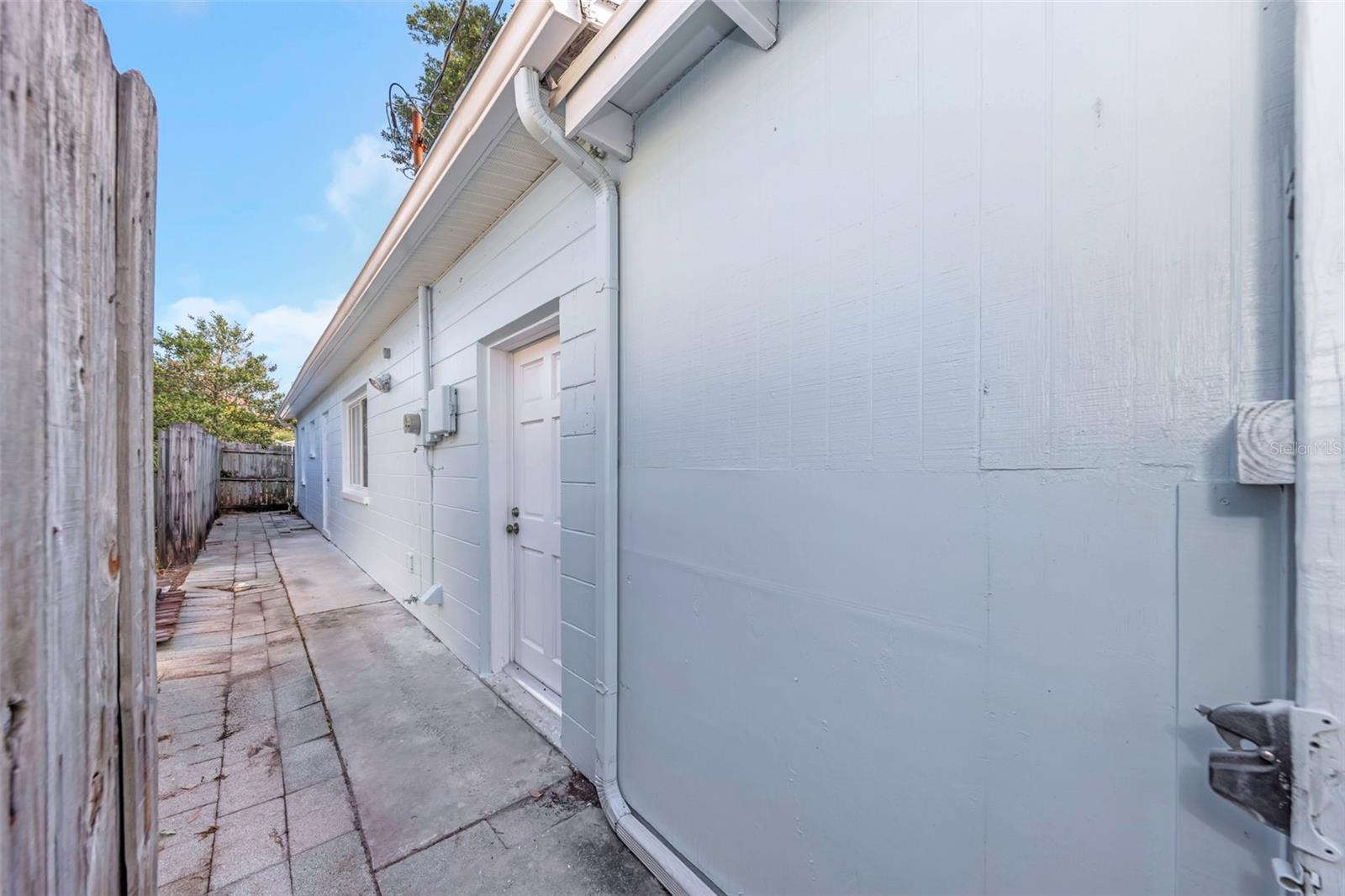 COLONIAL PARKS SUB - Residential