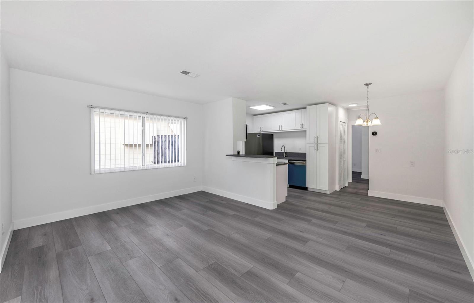 COLONIAL PARKS SUB - Residential